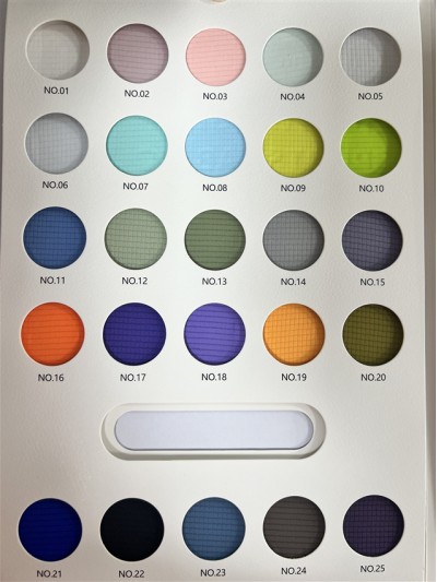 GZ-DZLP  F084  速乾方格  規格：160cm  克重：75g/㎡  成分：100%復合彈性纖維  吸濕速乾  7A抗菌 側面照